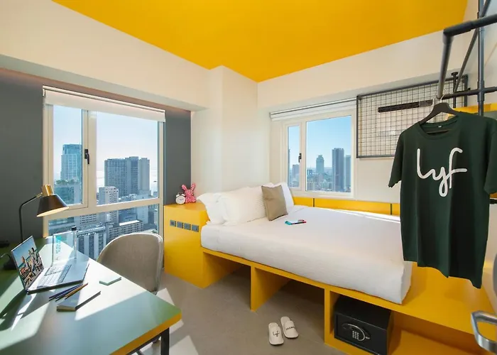 Lyf Malate Managed By The Ascott Limited ホテル